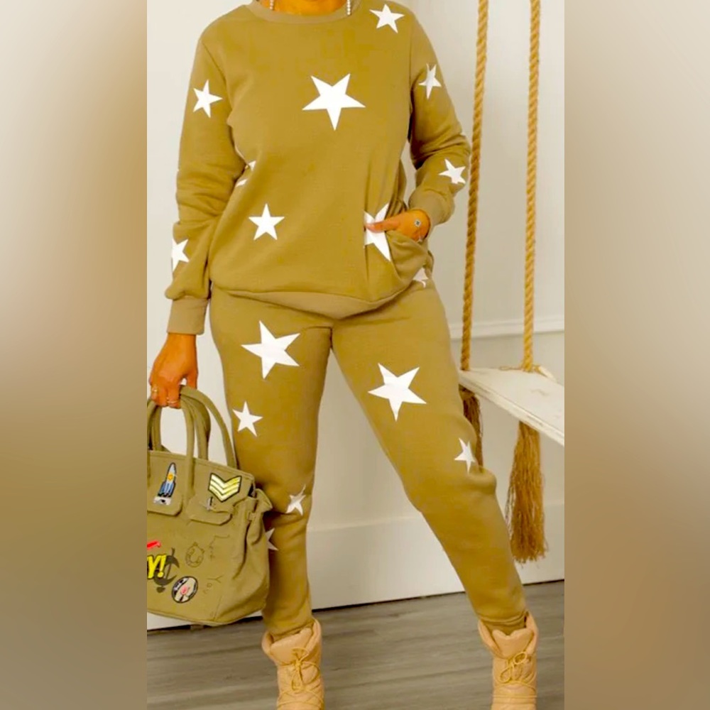 Women’s Joggers Set